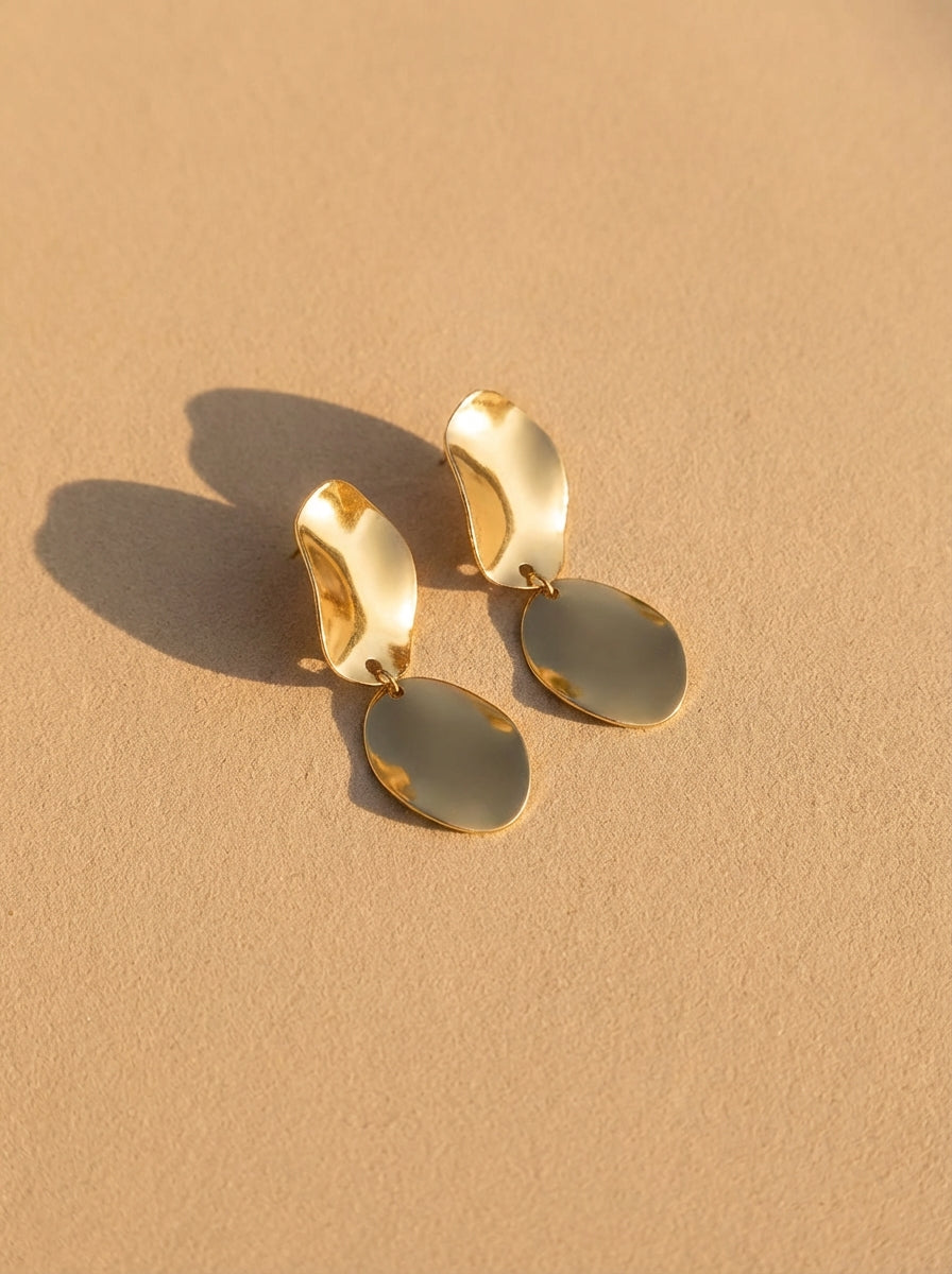 Boucles d'oreilles Lady | Puces Oversized Déstructurées Dorées – Parisienne Chic