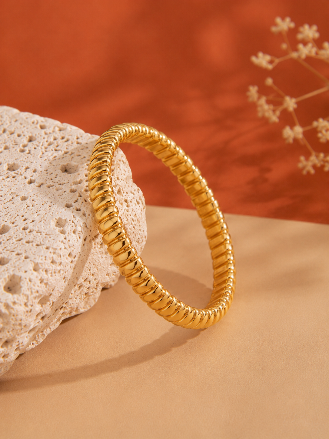 Bracelet The Chic | Jonc Tubogas Plaqué Or 24K – Univers Parisienne chic