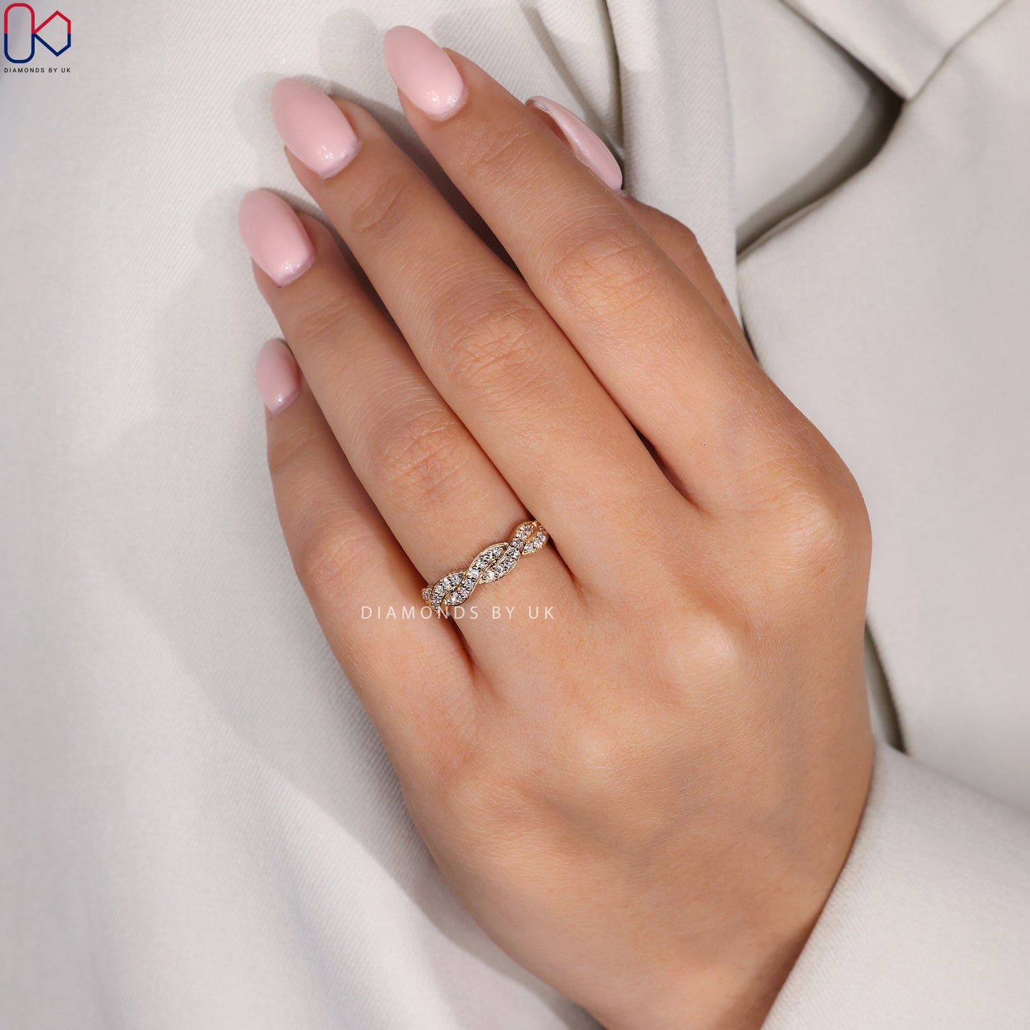 Round Diamond Half Eternity Band In Yellow Gold
