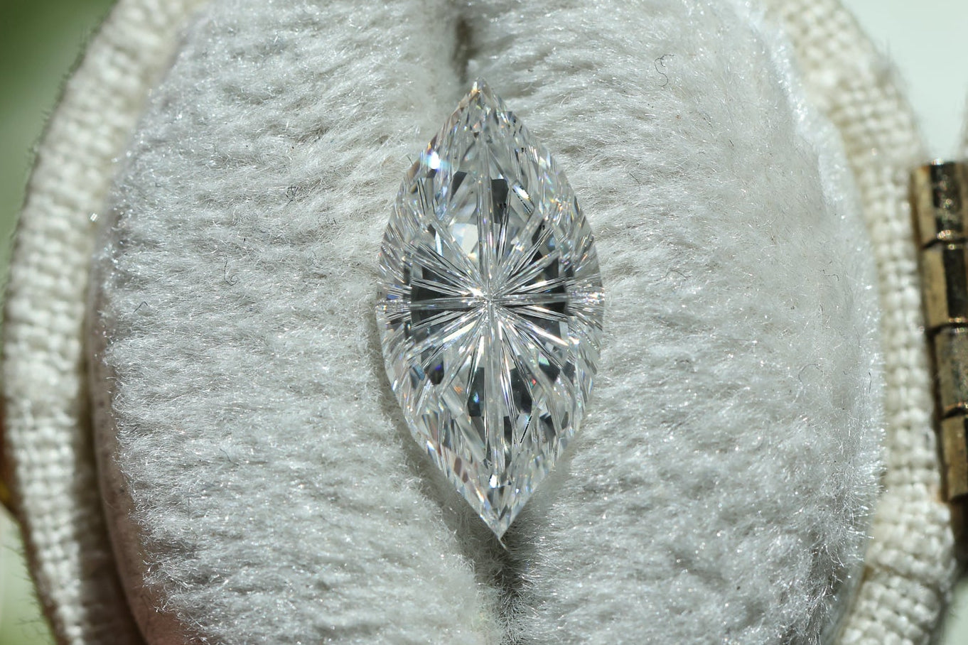 2.04ct marquise lab diamond F VS1, Divine Portal Cut