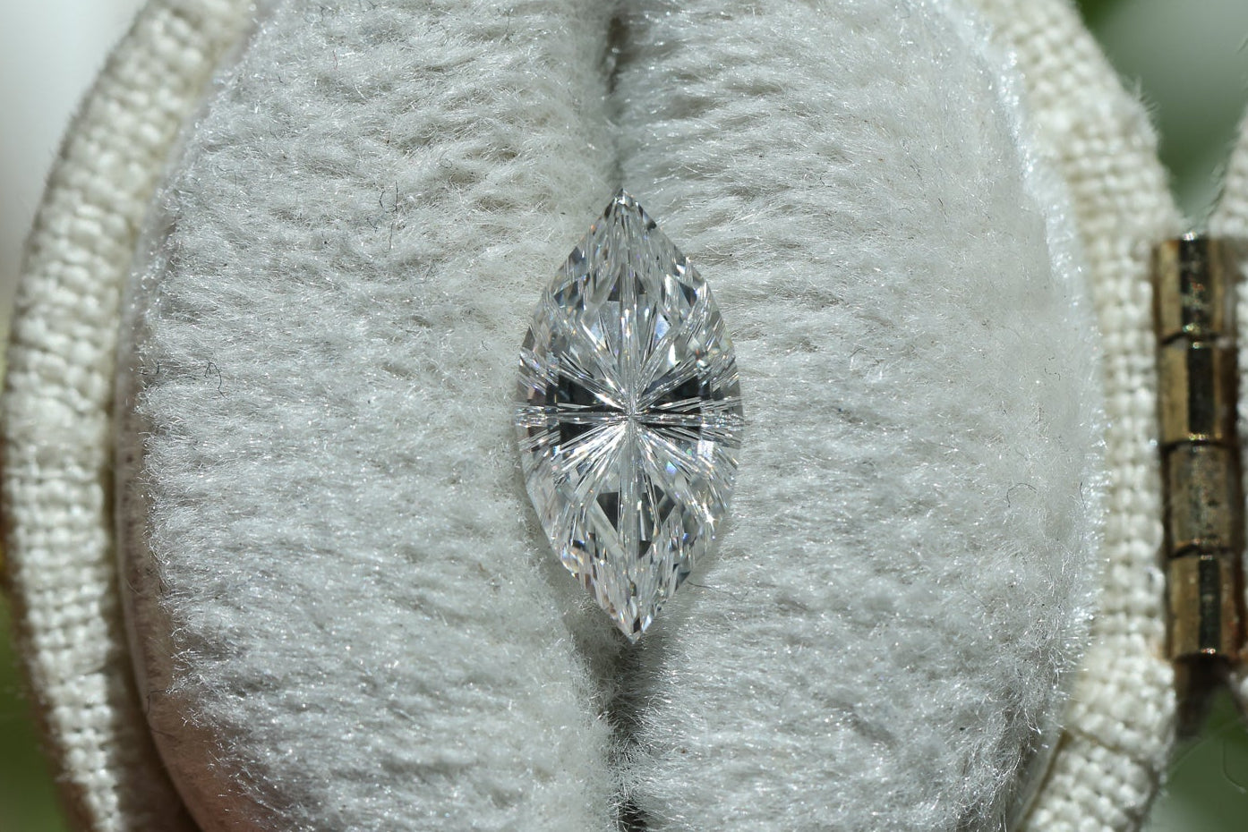 1.07ct marquise lab diamond F VVS2, Divine Portal Cut
