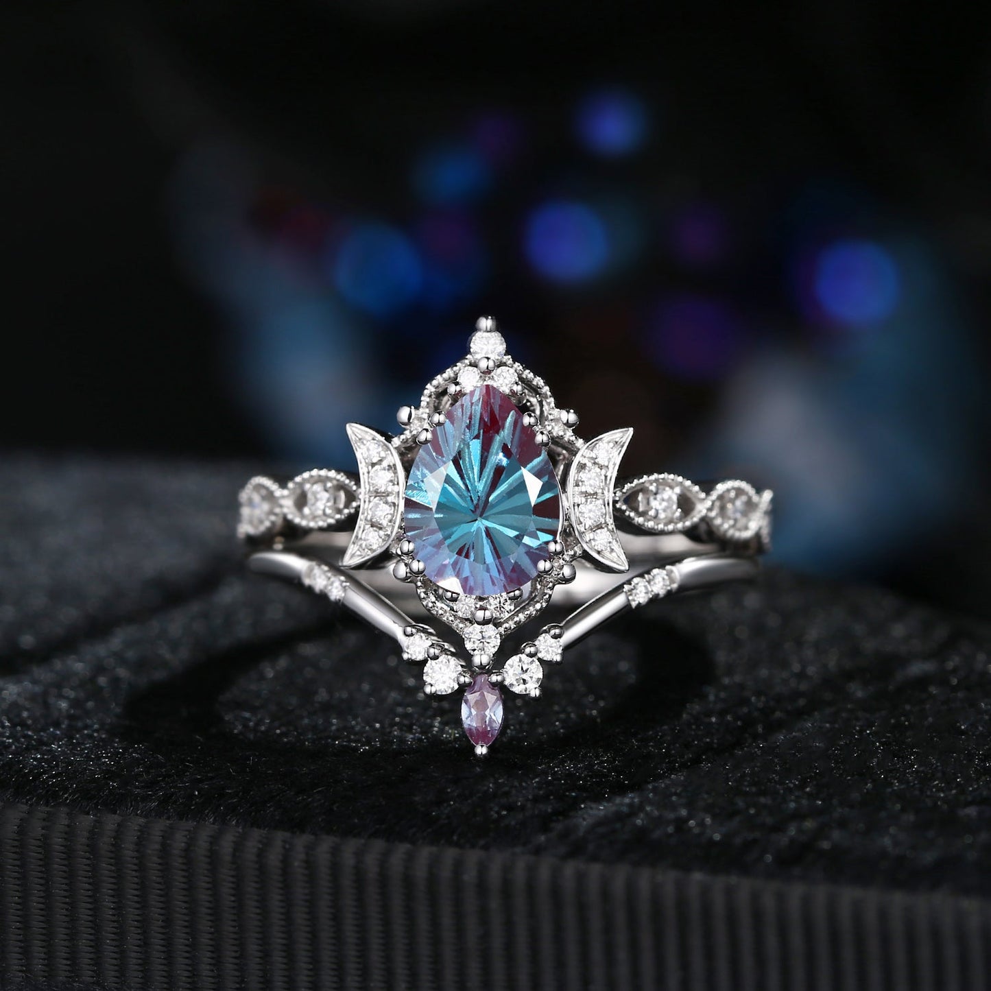 Crescent Moon | Blue Moonlight 18K Firework Cut Pear Alexandrite Engagement Ring Set 2pcs - Luna