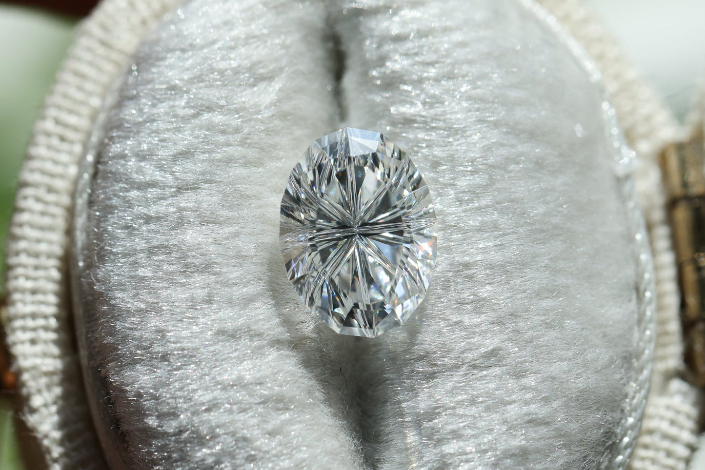 1.52ct oval lab diamond E VS1, Divine Portal Cut