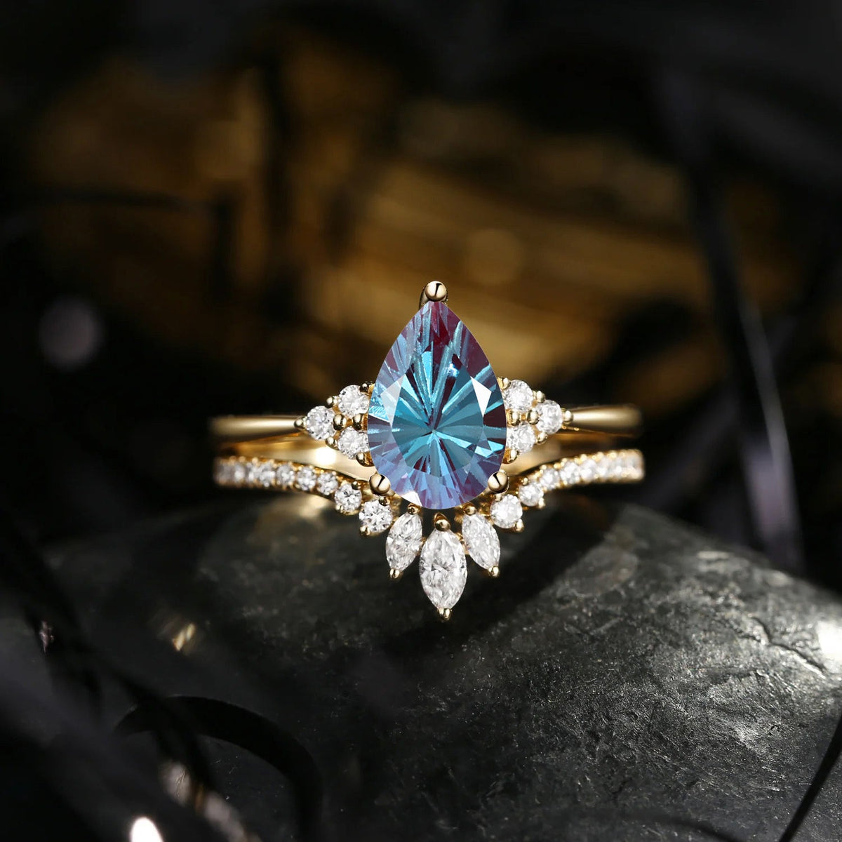 'Vivian' - Firework Cut Pear Lab Alexandrite Classic Cluster Engagement Ring Set