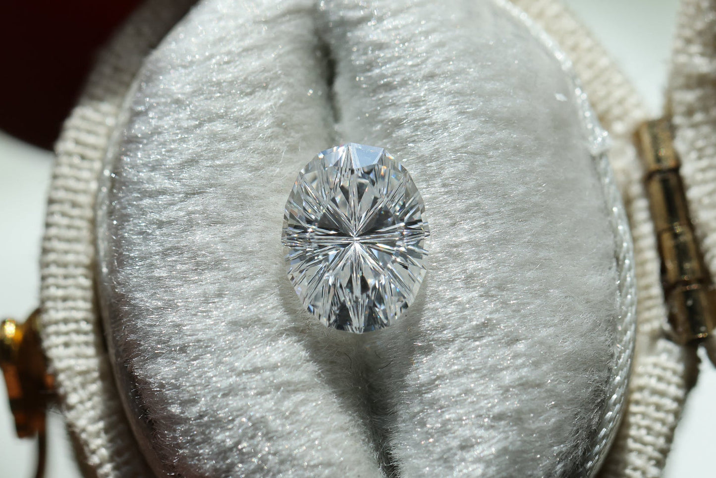 1.44ct oval lab diamond D VS1, Divine Portal Cut