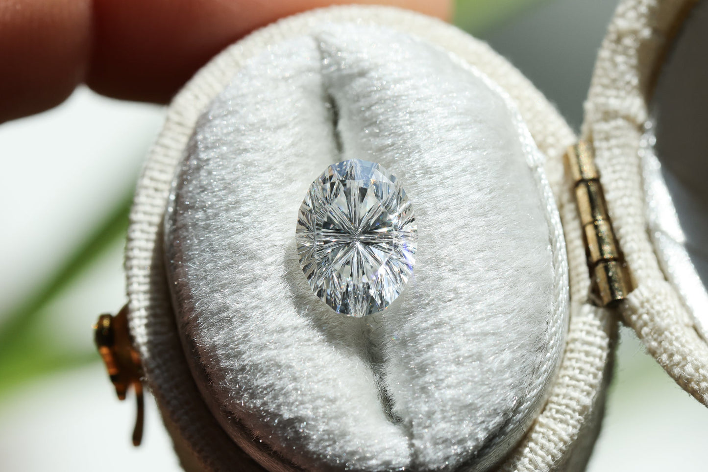 2.05ct oval lab diamond F VS2, Divine Portal Cut