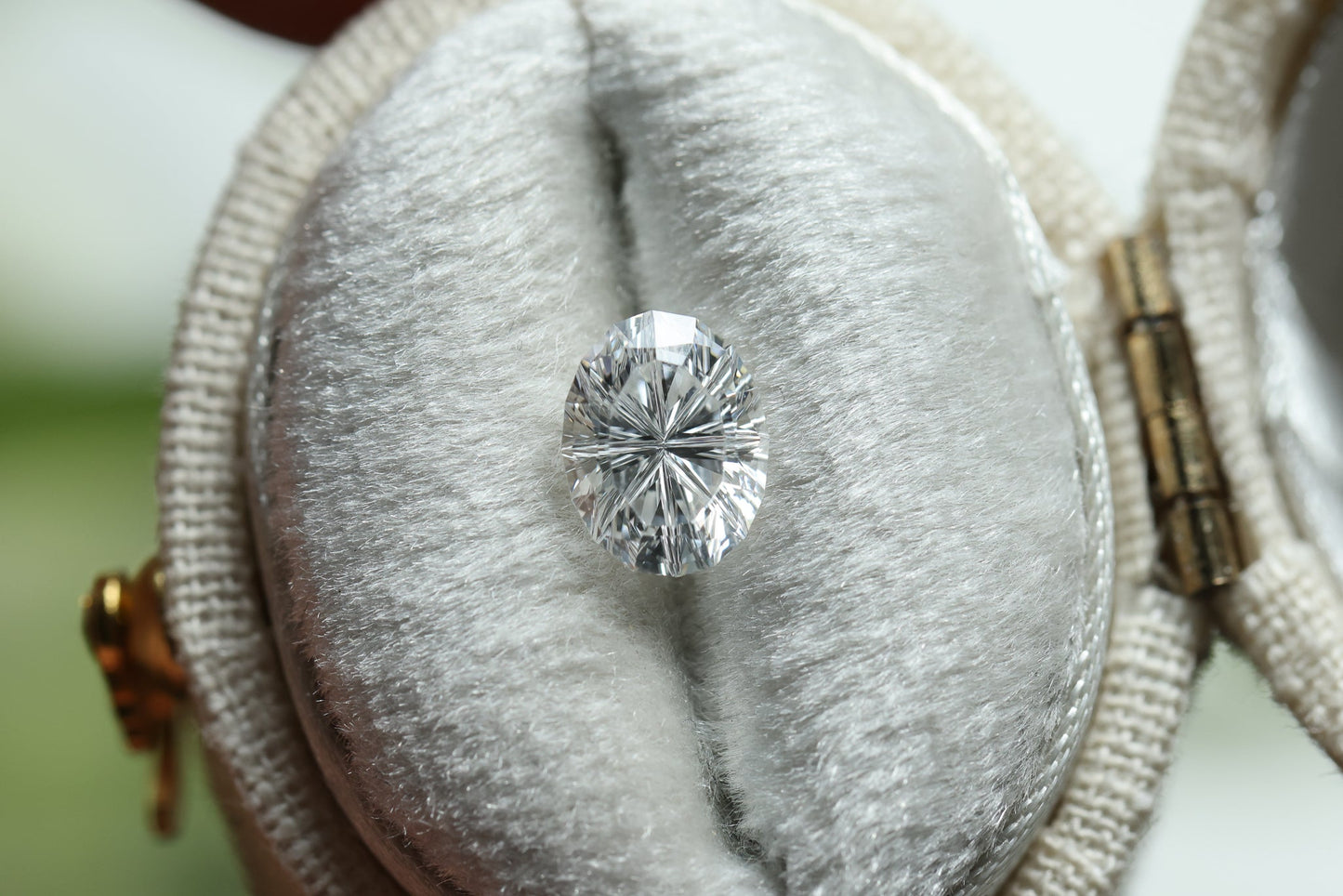 1.03ct oval lab diamond D VS1, Divine Portal Cut