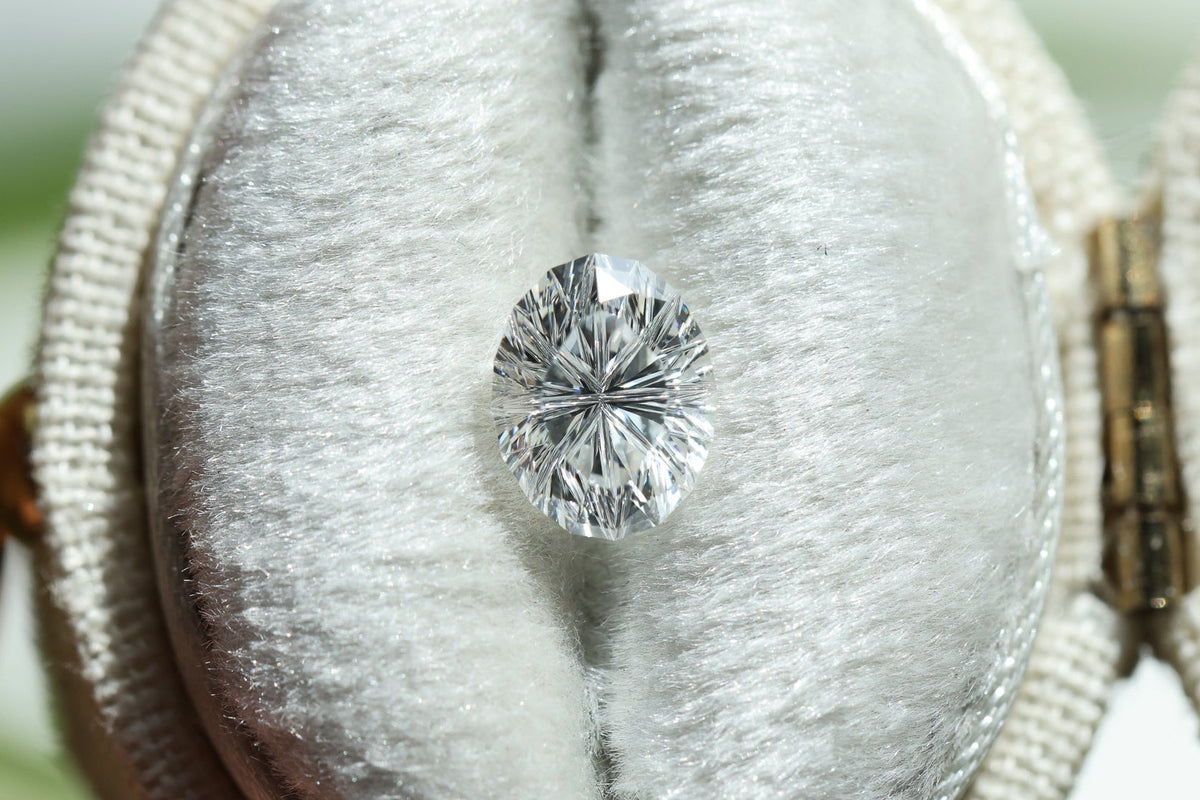 1.03ct oval lab diamond E VS1, Divine Portal Cut