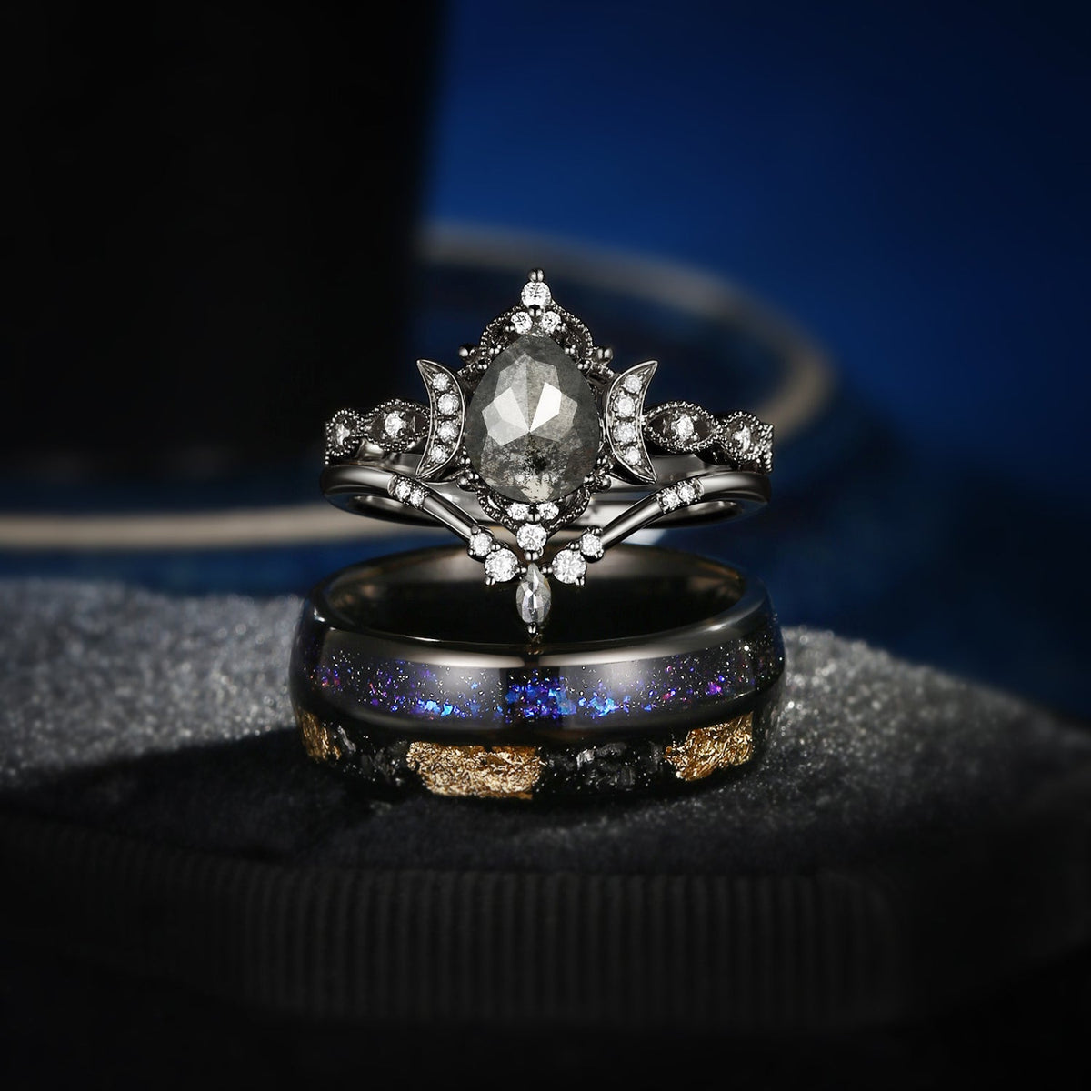 Crescent Moon | Pear Cut Salt And Pepper Diamond Ring / Double Electroplated Band Couple Bridal Ring Set
