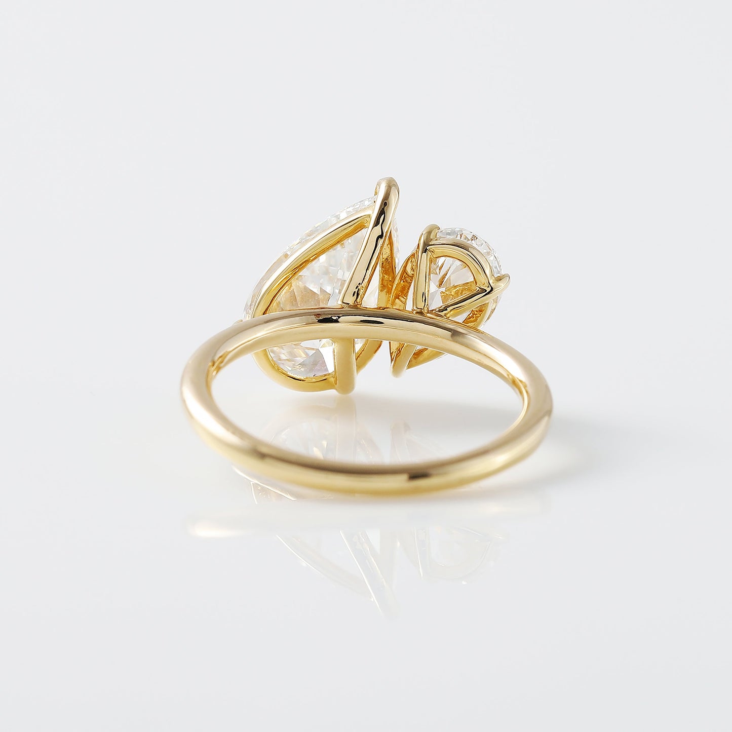 IGI certified Pear Diamond Toi Et Moi Ring