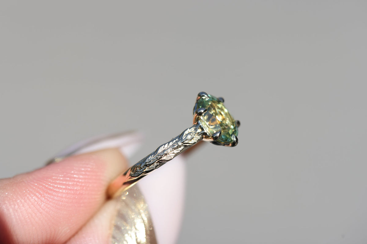 Customize your own Rowan accent stones with 8x6mm oval center
