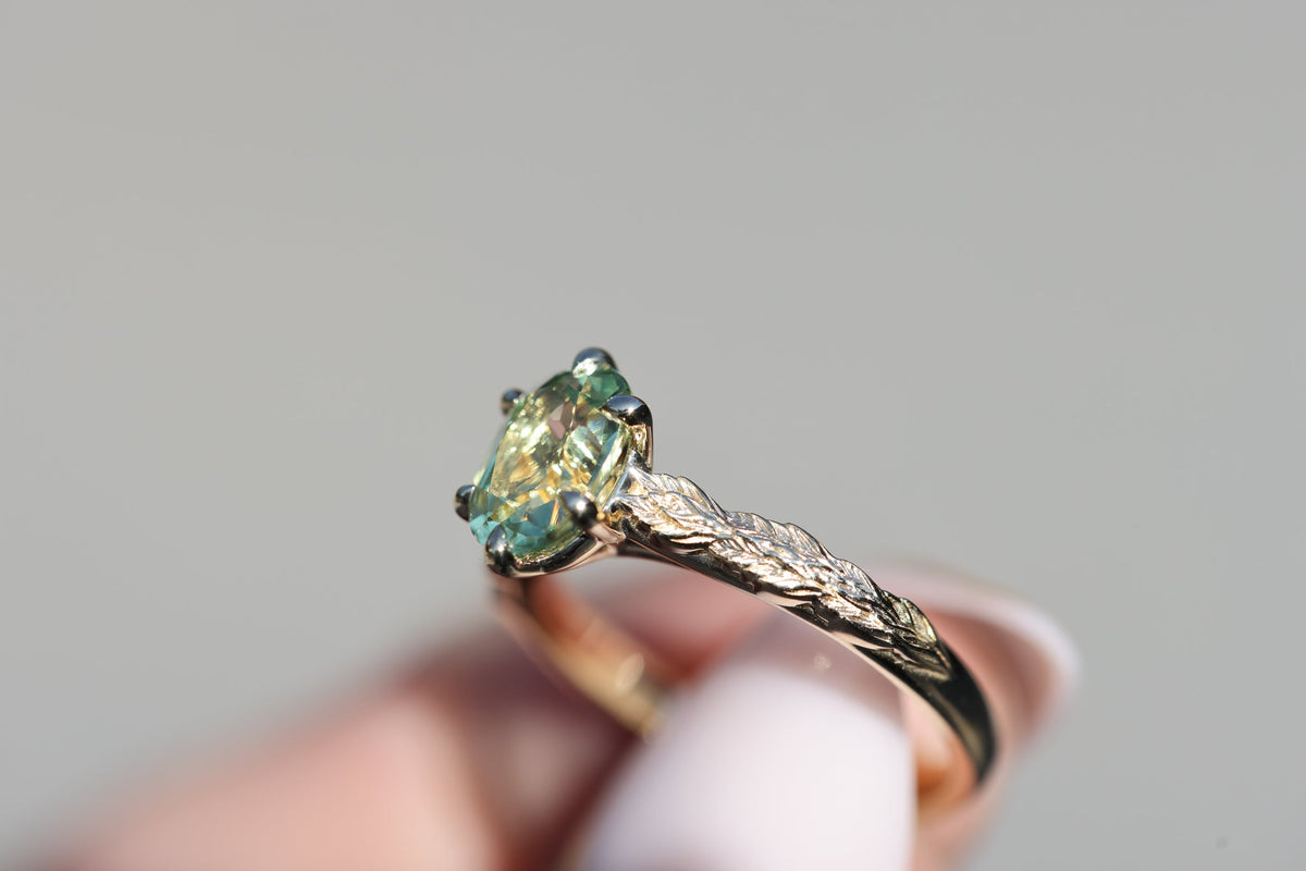 Customize your own Rowan accent stones with 8x6mm oval center