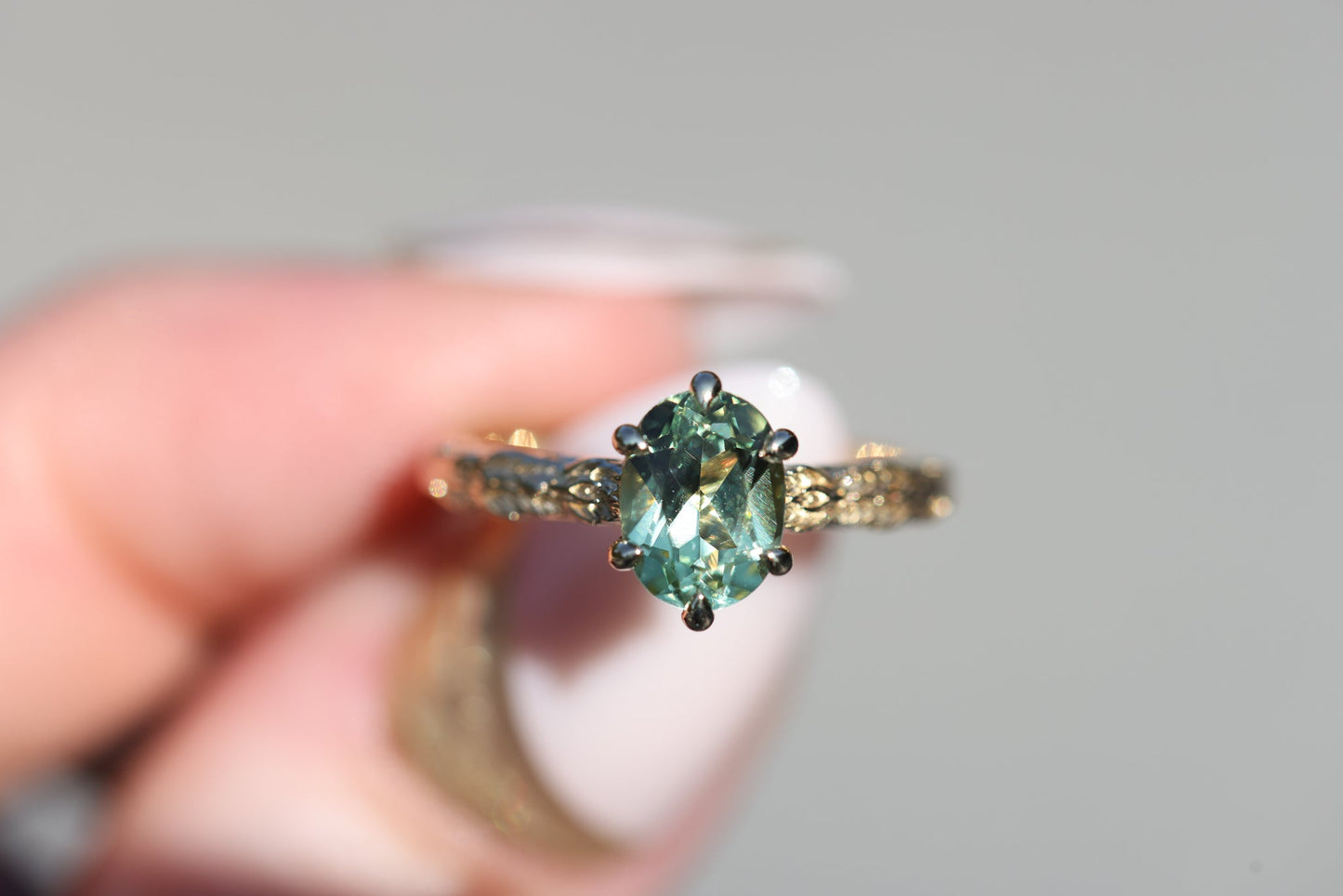 Customize your own Rowan accent stones with 8x6mm oval center