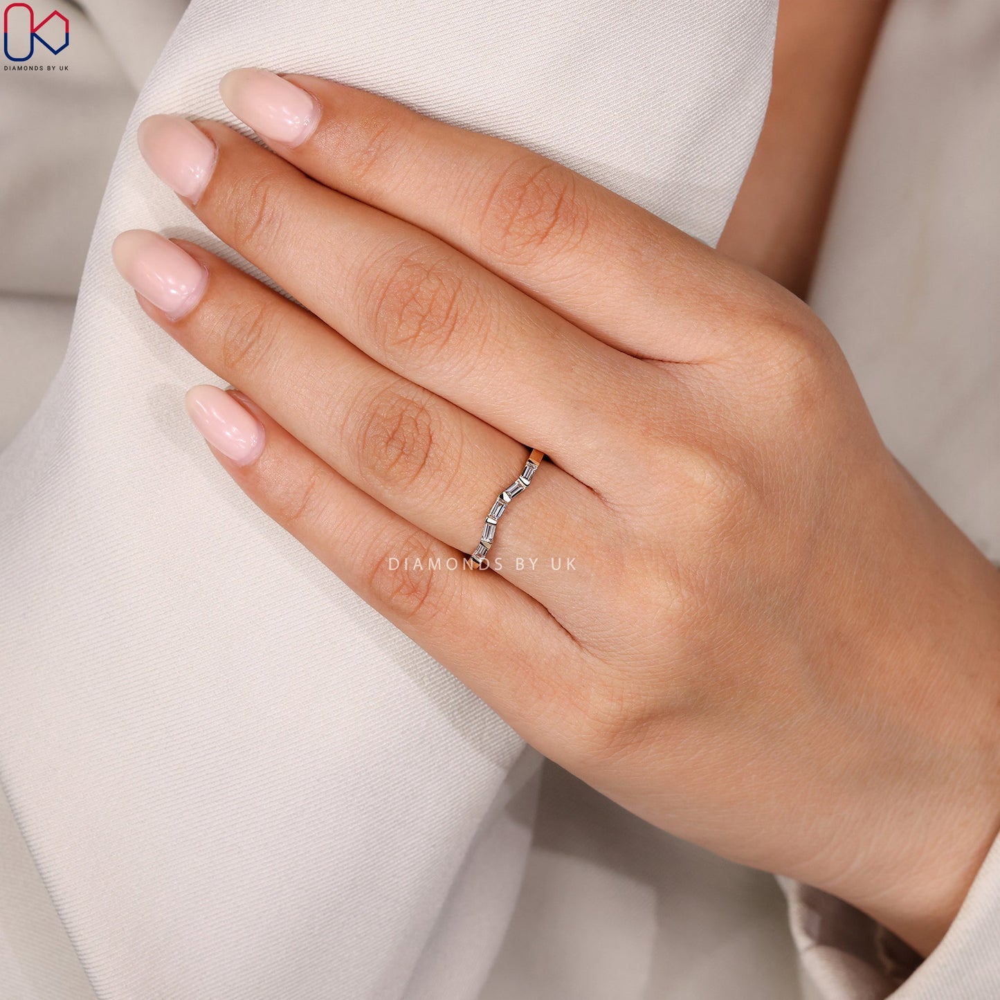 Baguette Diamond Wedding Band With Bar Setting