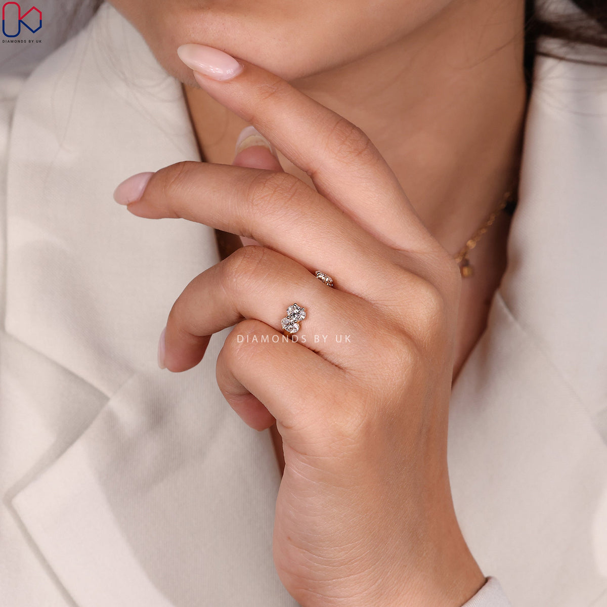 Open Gap Oval Diamond Wedding Band
