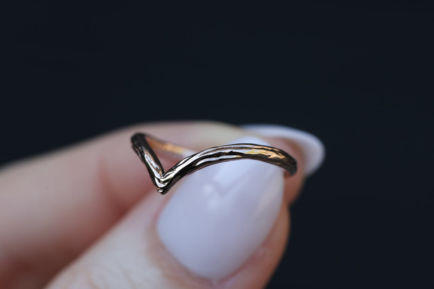 Chevron twig band