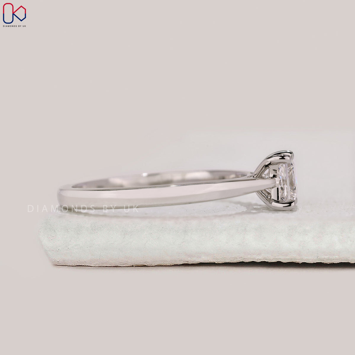 Princess Cut Engagement Ring in Solitaire Style