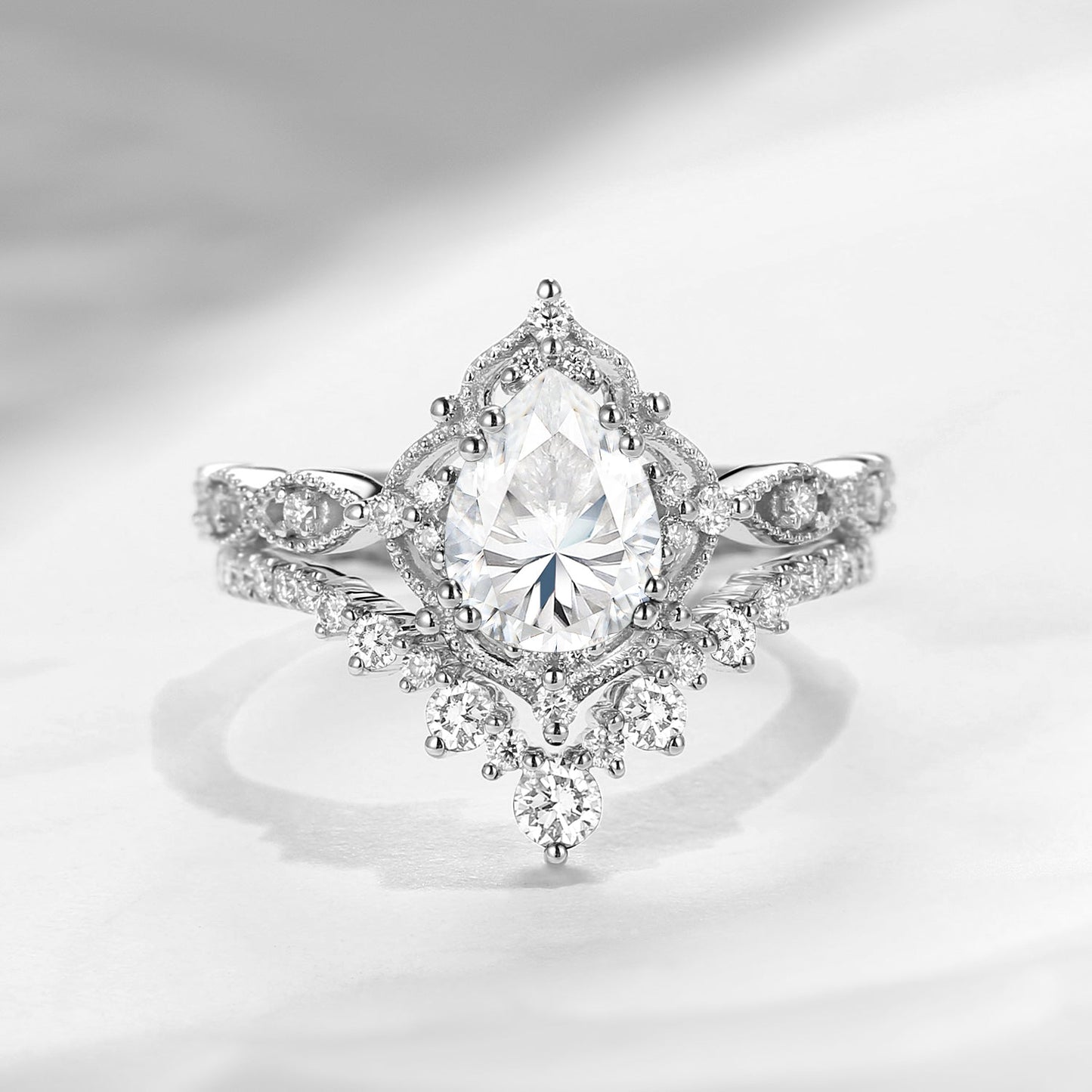 Antique Pear Cut Moissanite Engagement Ring Set 2pcs
