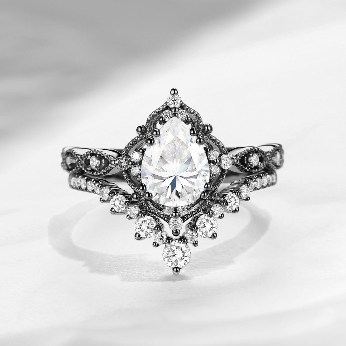 Antique Pear Cut Moissanite Engagement Ring Set 2pcs