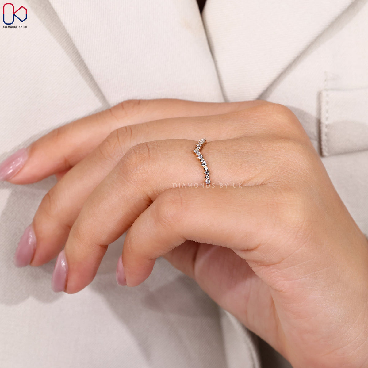 Round Diamond V Shaped Wedding Band