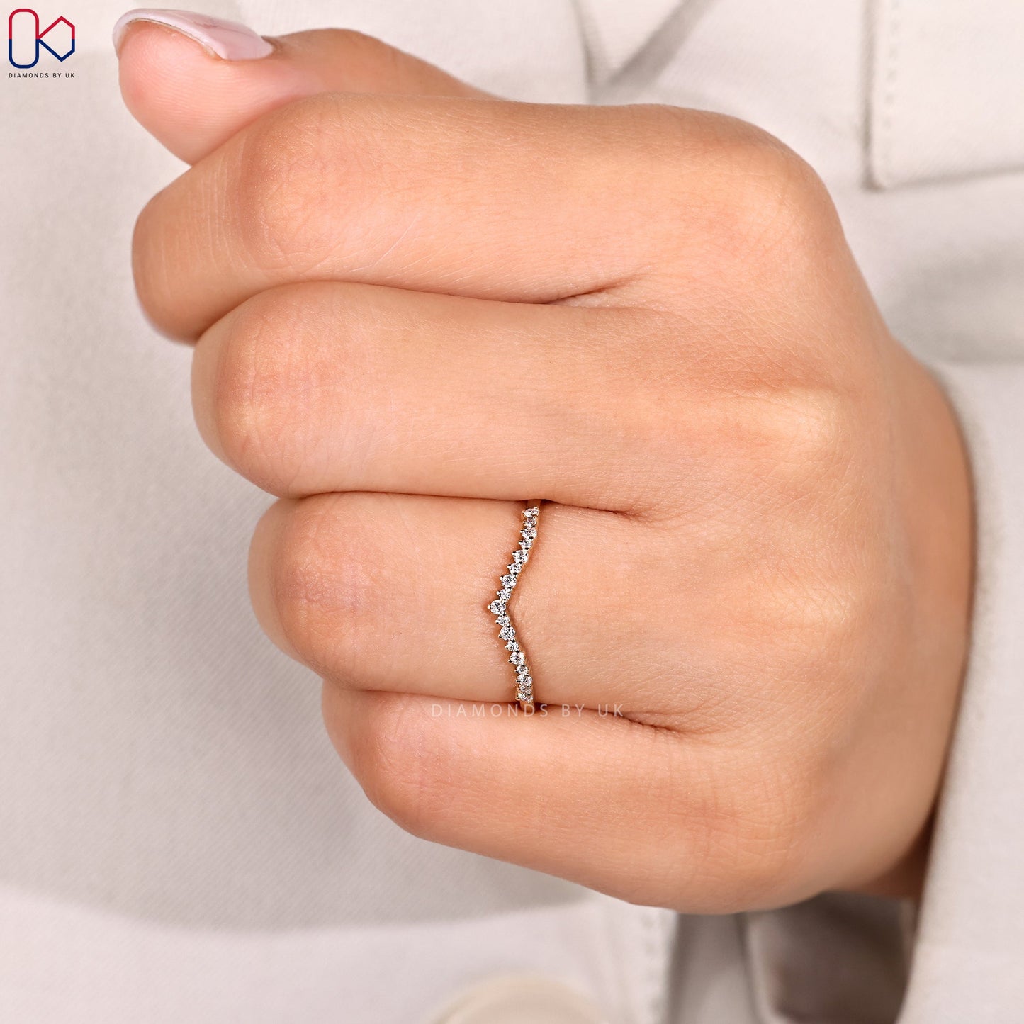 Round Diamond V Shaped Wedding Band