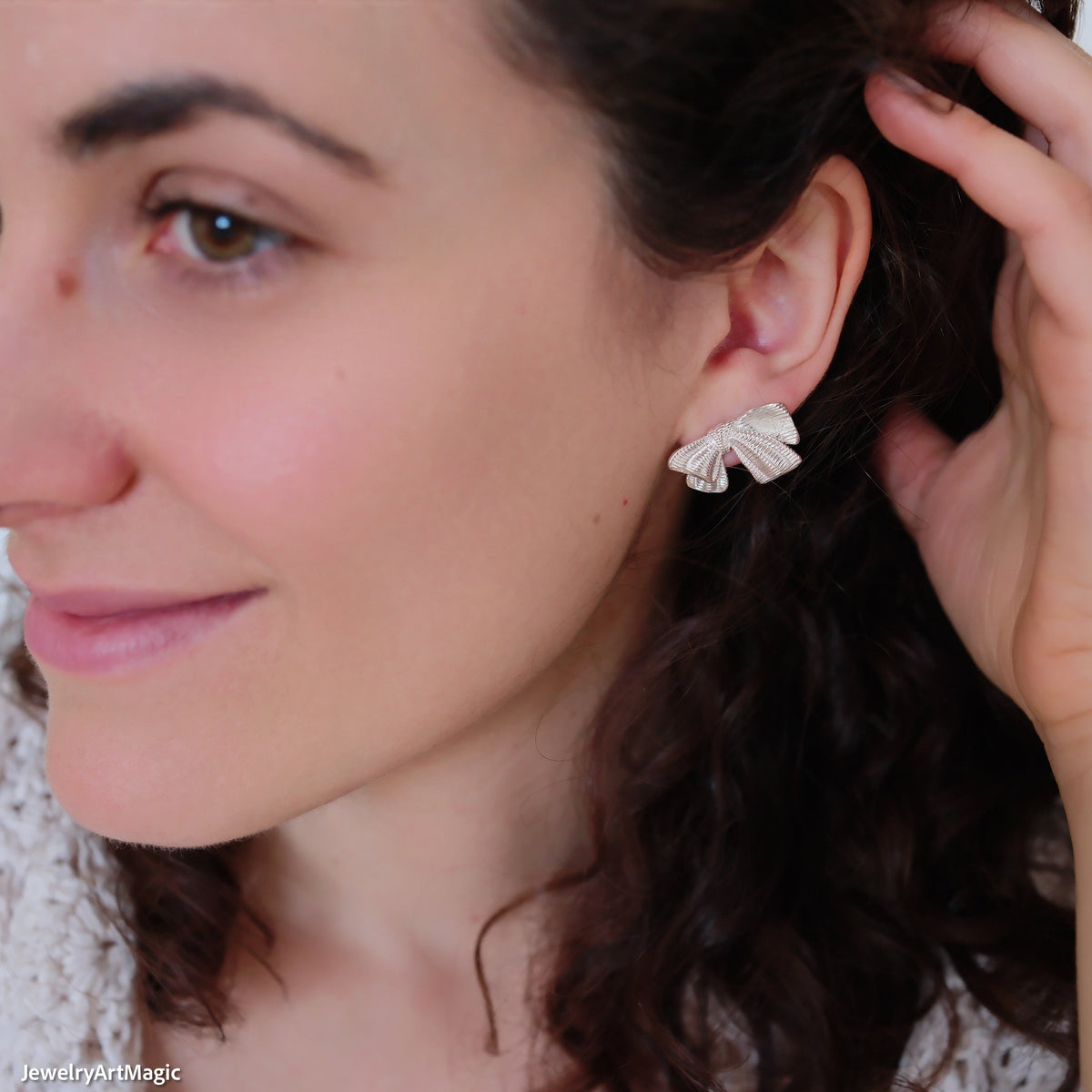 Bow Stud Earrings