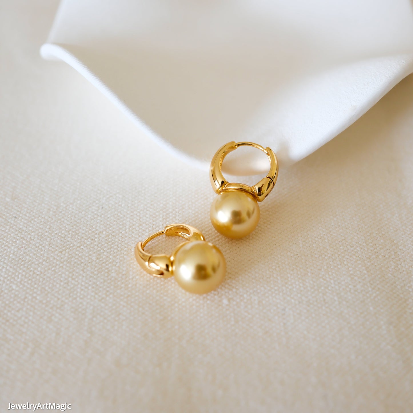 Gold Pearls Earrings