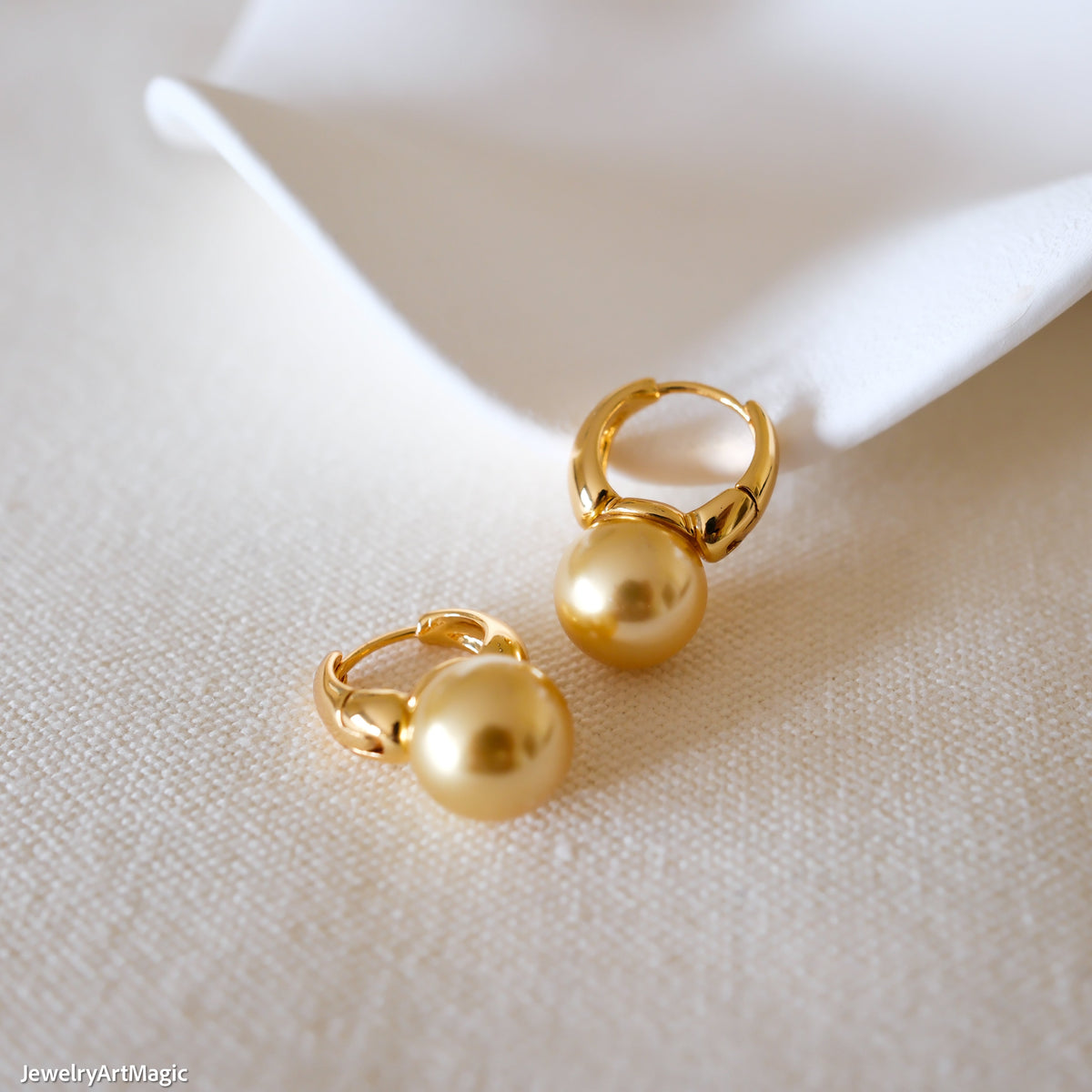 Gold Pearls Earrings