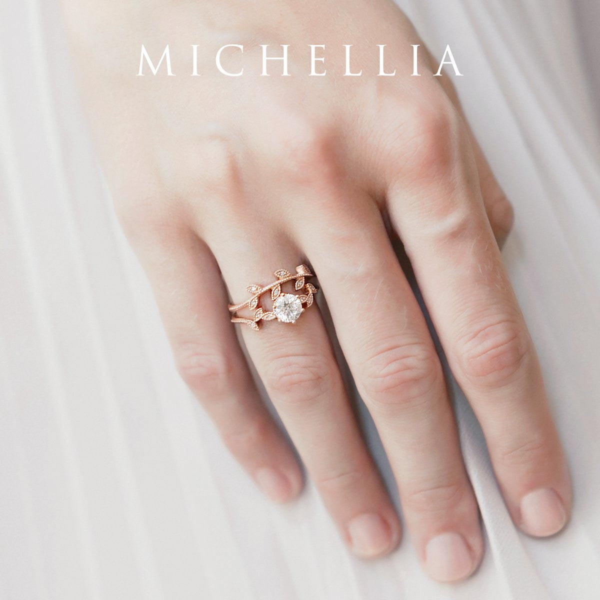 [Dahlia] Petite Floral Engagement Ring in Aquamarine