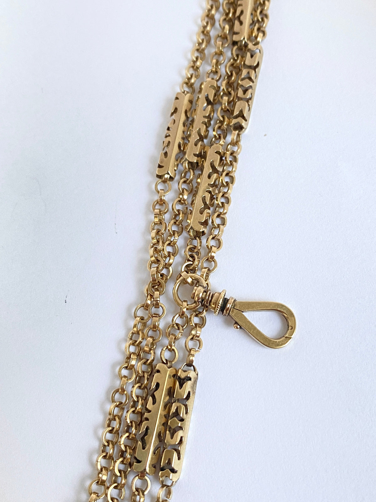Alex 2nd payment 50 inch, Antique, 9ct Gold Long Guard Chain with Swivel Dog Clip  21.77g