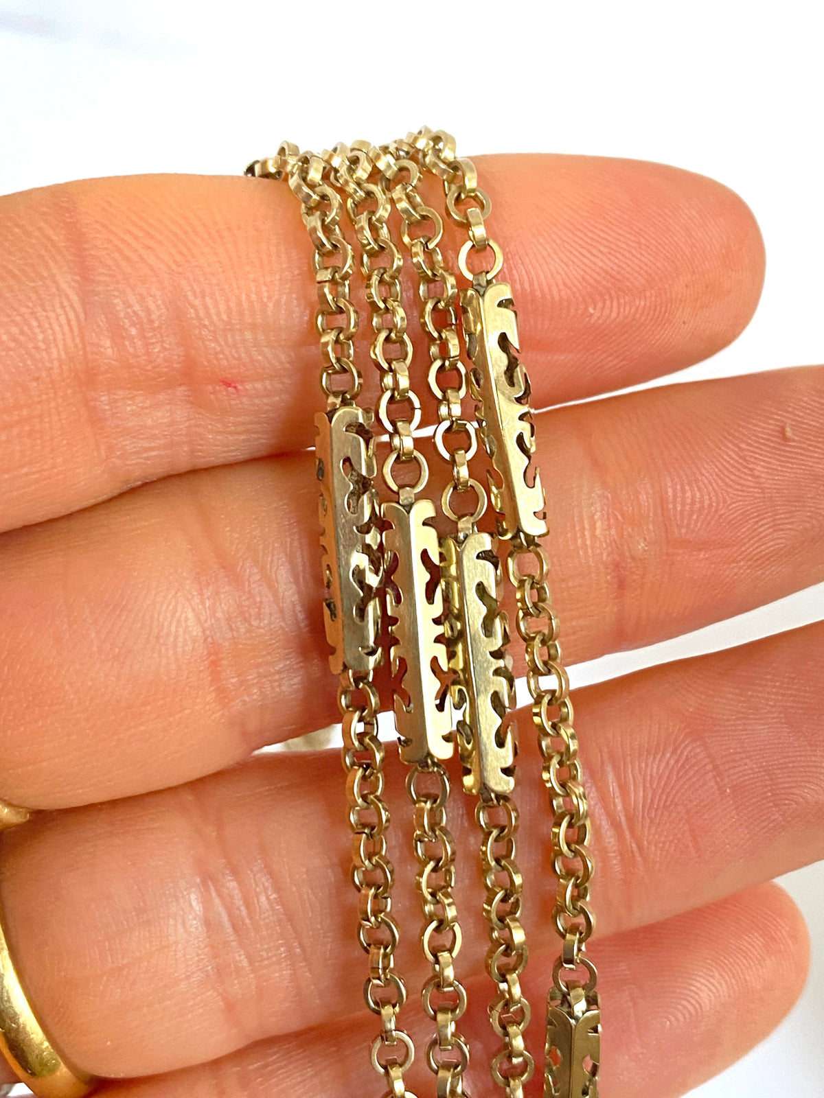 Alex 2nd payment 50 inch, Antique, 9ct Gold Long Guard Chain with Swivel Dog Clip  21.77g
