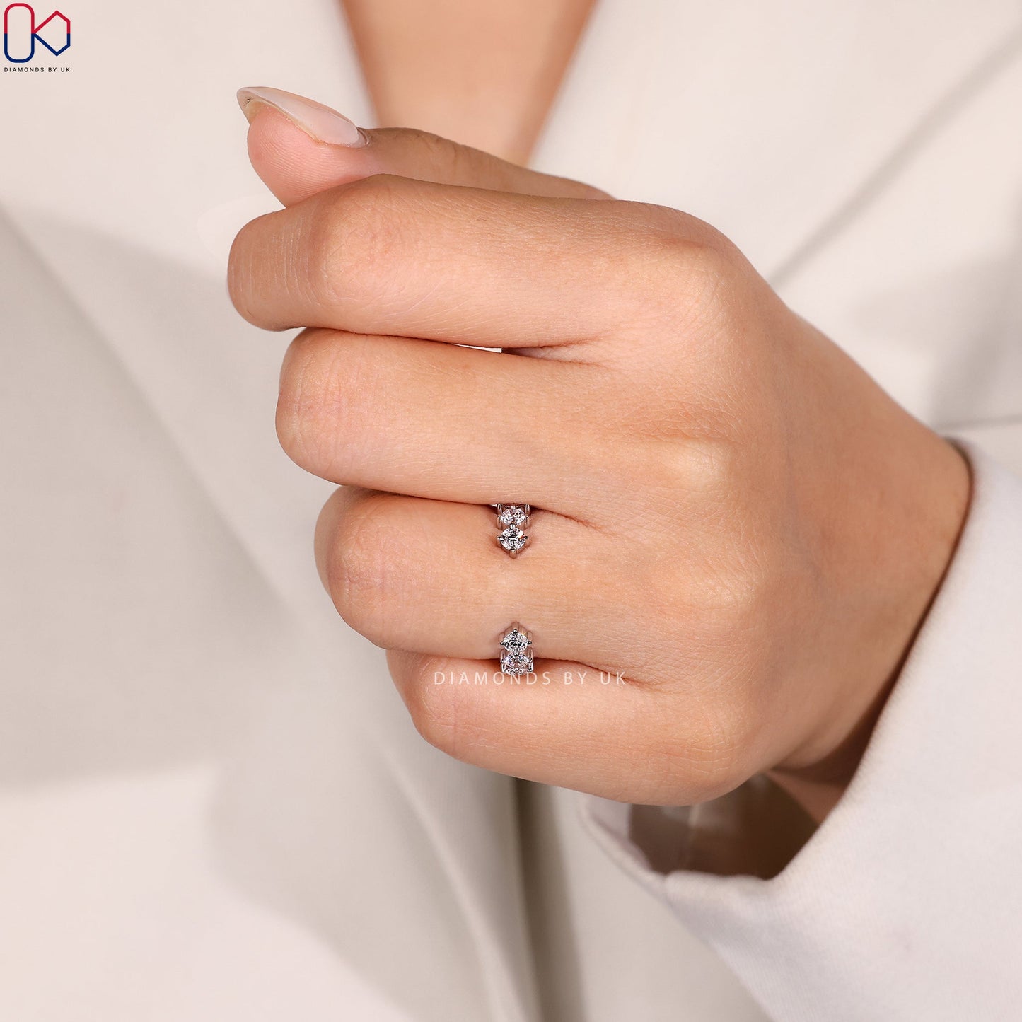 6 Stone Round Diamond Wedding Band