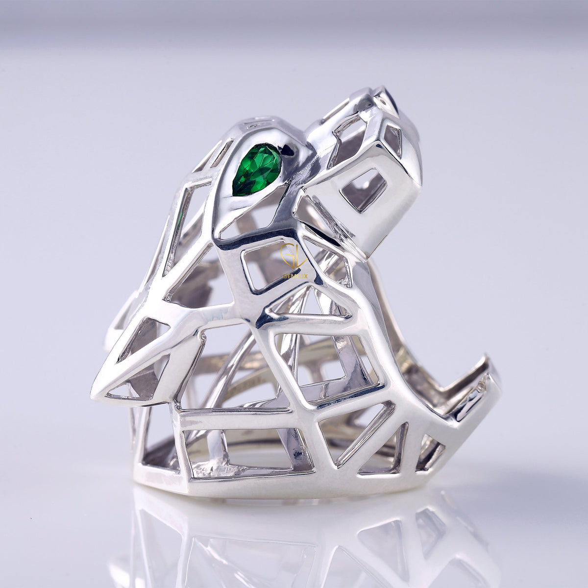 Solid Gold Green Eye Panther Ring - Animal-Inspired Design