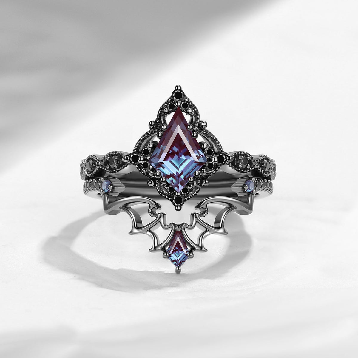 Gothic Inspired 'Dark Romance' Kite Cut Garnet Black Gold Engagement Ring Set 2pcs
