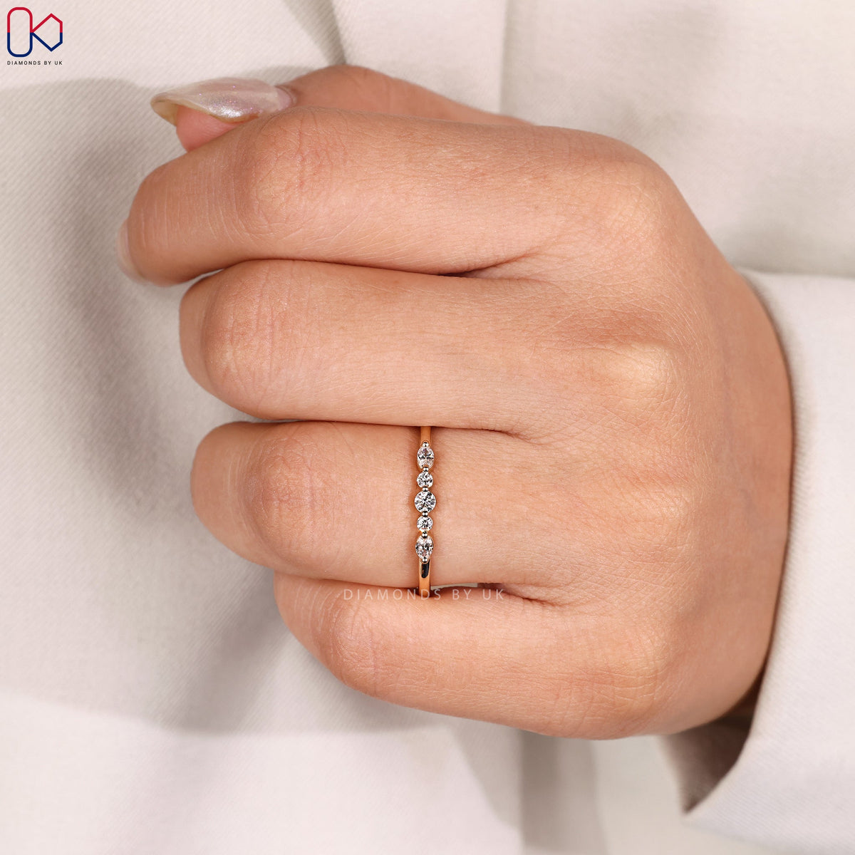 5 Stone Oval and Round Diamond Wedding Band