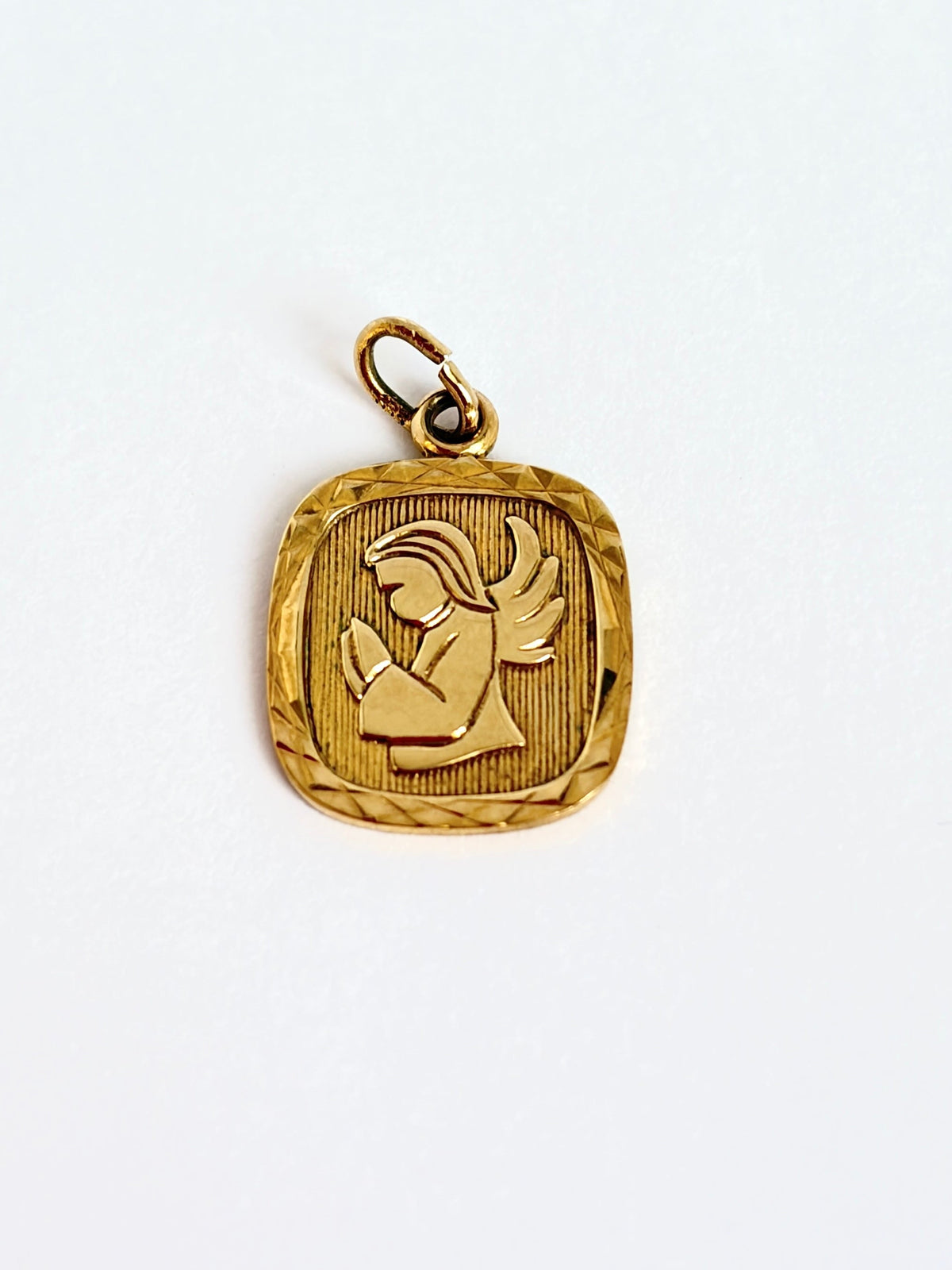8ct Gold, 'God Protect you' charm
