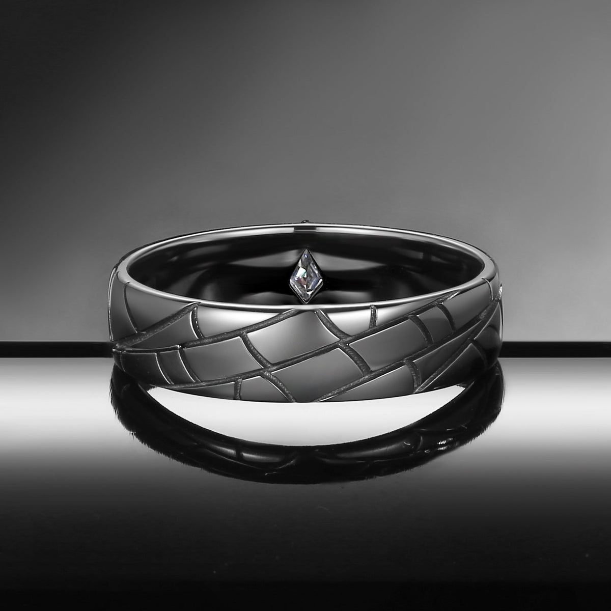 Gothic Kite Moissanite Spider Web Filigree Wedding Band