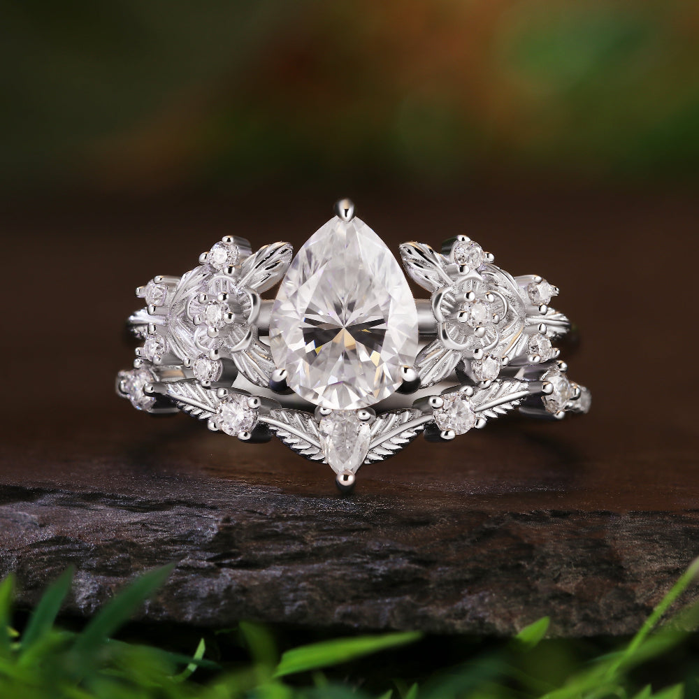 1.89ct Pear Moissanite Floral Bridal Ring Set, Nature Inspired Leaf Design