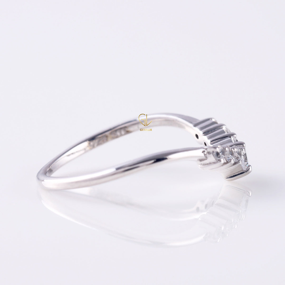 Seven Stone Curved Moissanite Wishbone Ring
