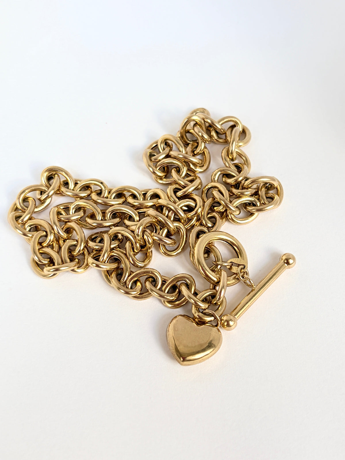 Classic, 18 inch, Vintage, Cable Link Chain with Toggle clasp and Puiffy Heart, 15.62g