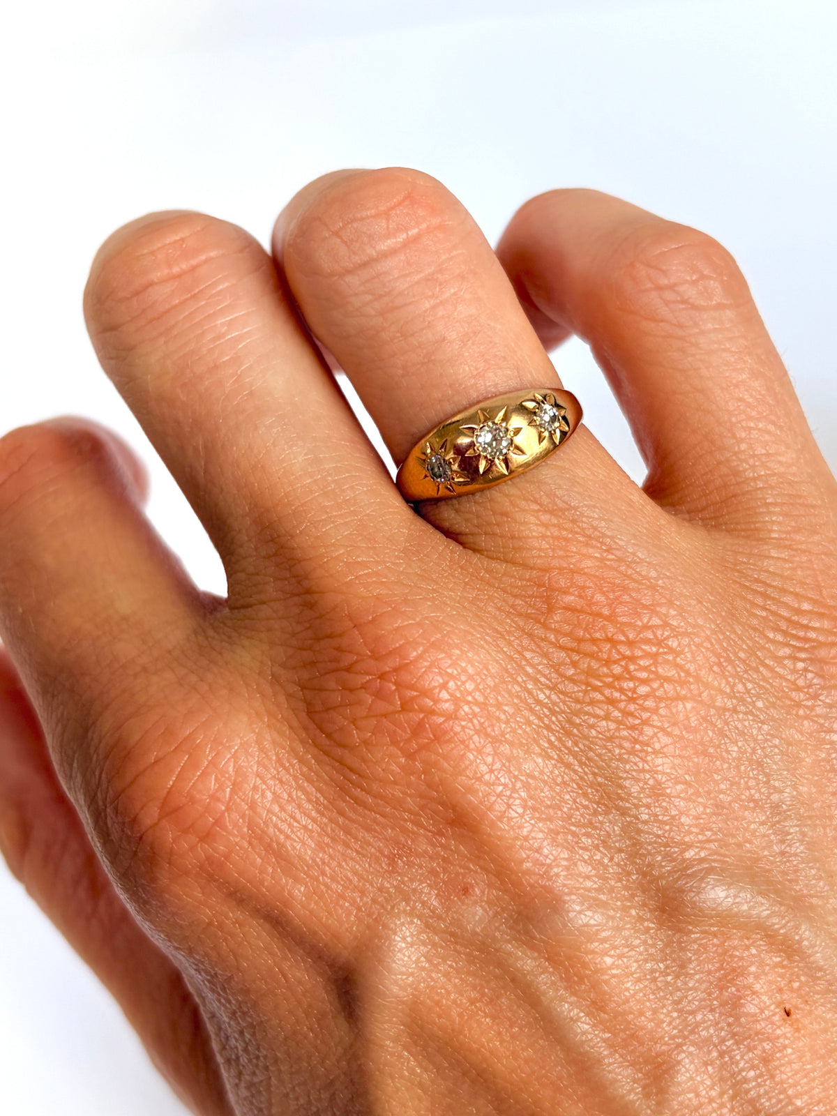 Vintage Three Star Diamond Flush Set Ring, Hallmarked 18ct Gold