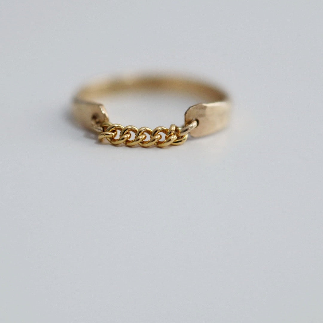 Gold Chain Ring in 14 Karat Gold Fill