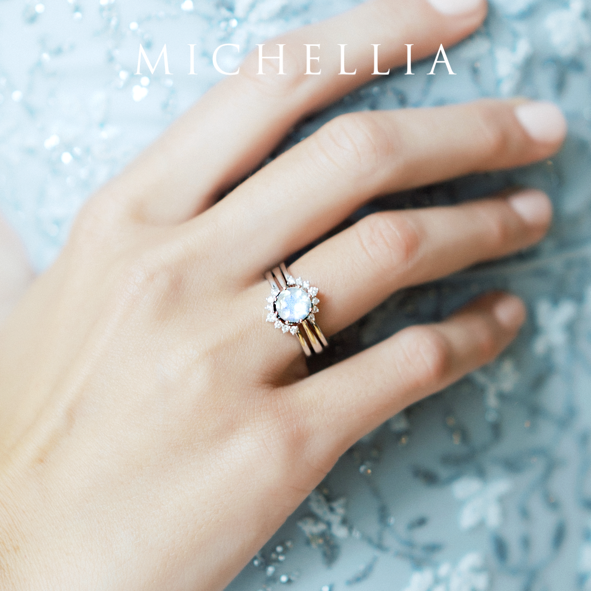 [Cassandra] Vintage Crown Solitaire Ring in Opal