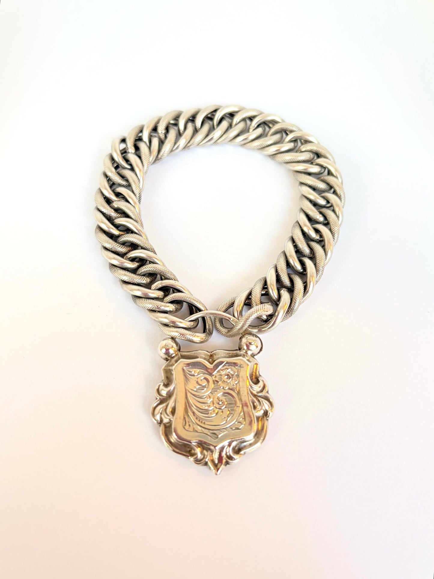 VIctorian Silver Bracelet with Silver Padlock, 6 inches and 20.6g