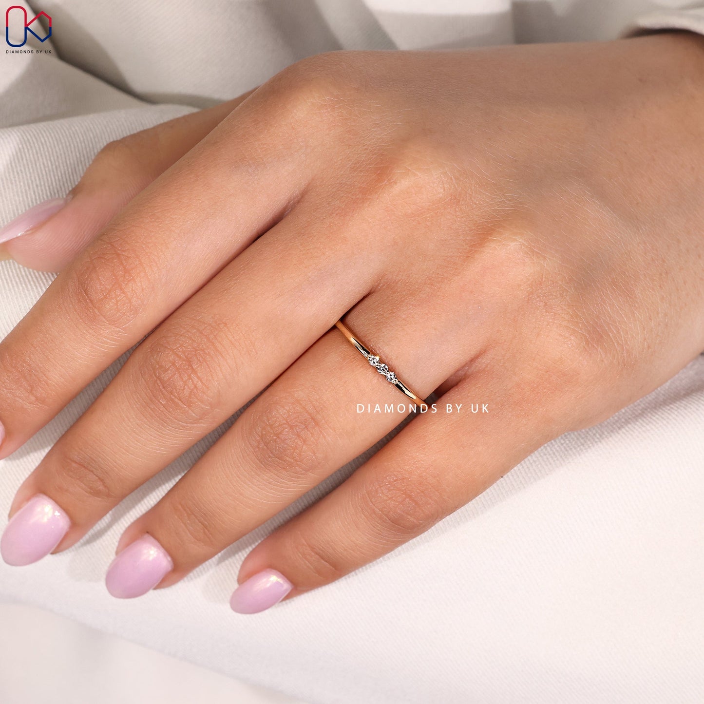 Round Cut 3 Stone Diamond Wedding Band