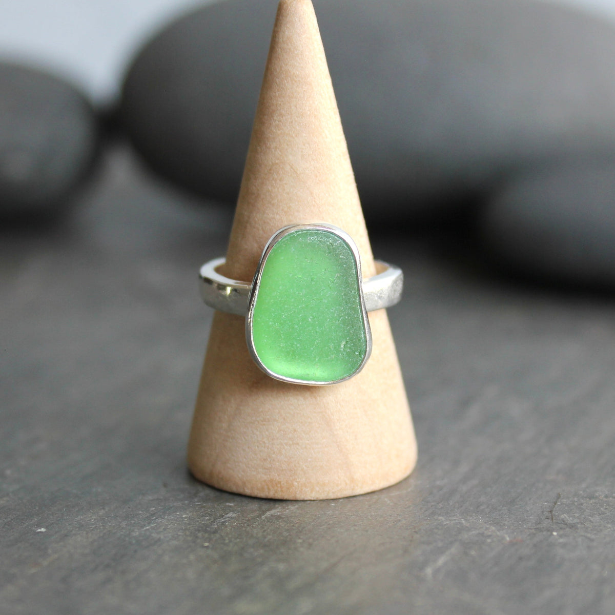 Kelly Green Sea Glass Ring | Sterling Silver | Handmade | Size 7 1/2