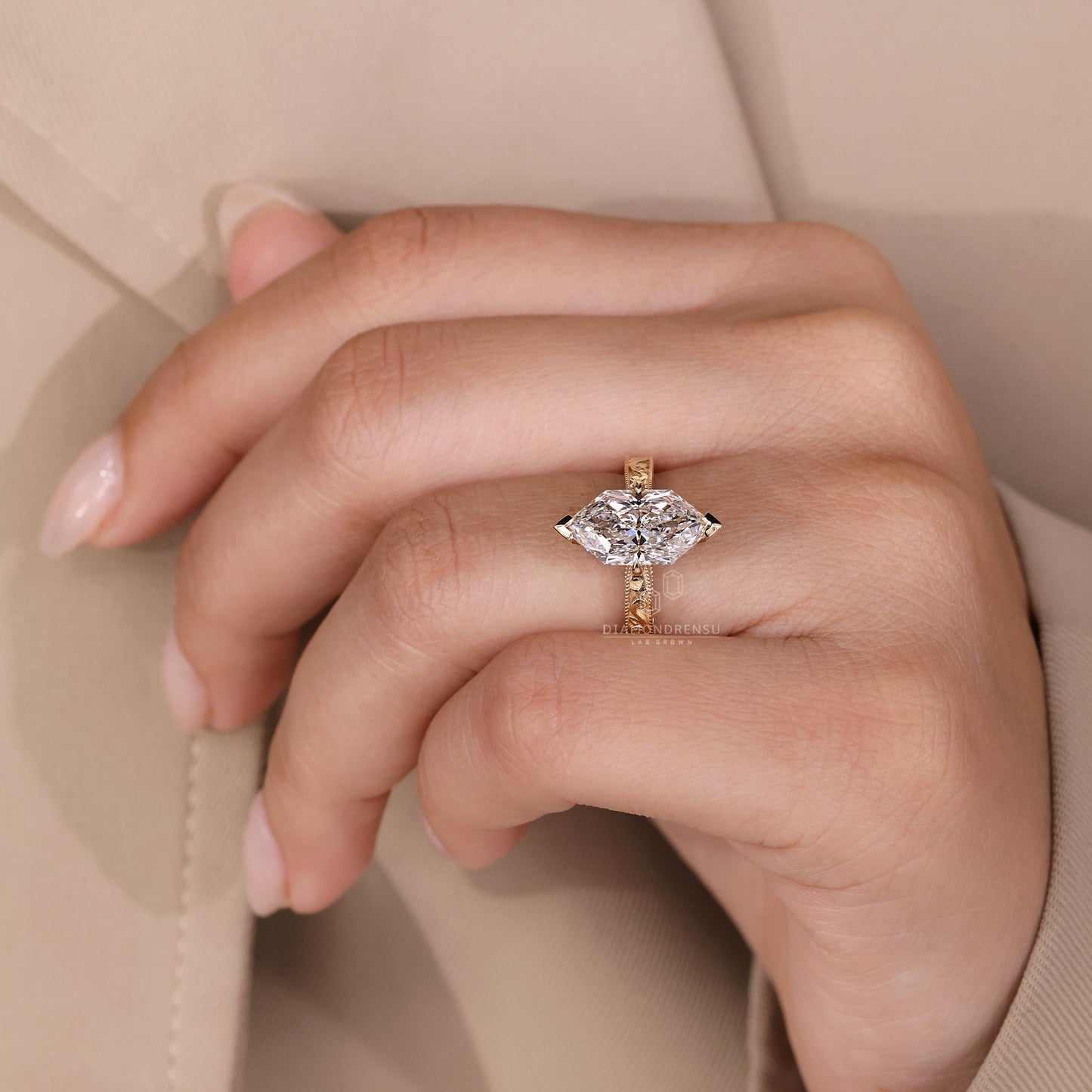 Vintage Art Deco Dutch Marquise Ring