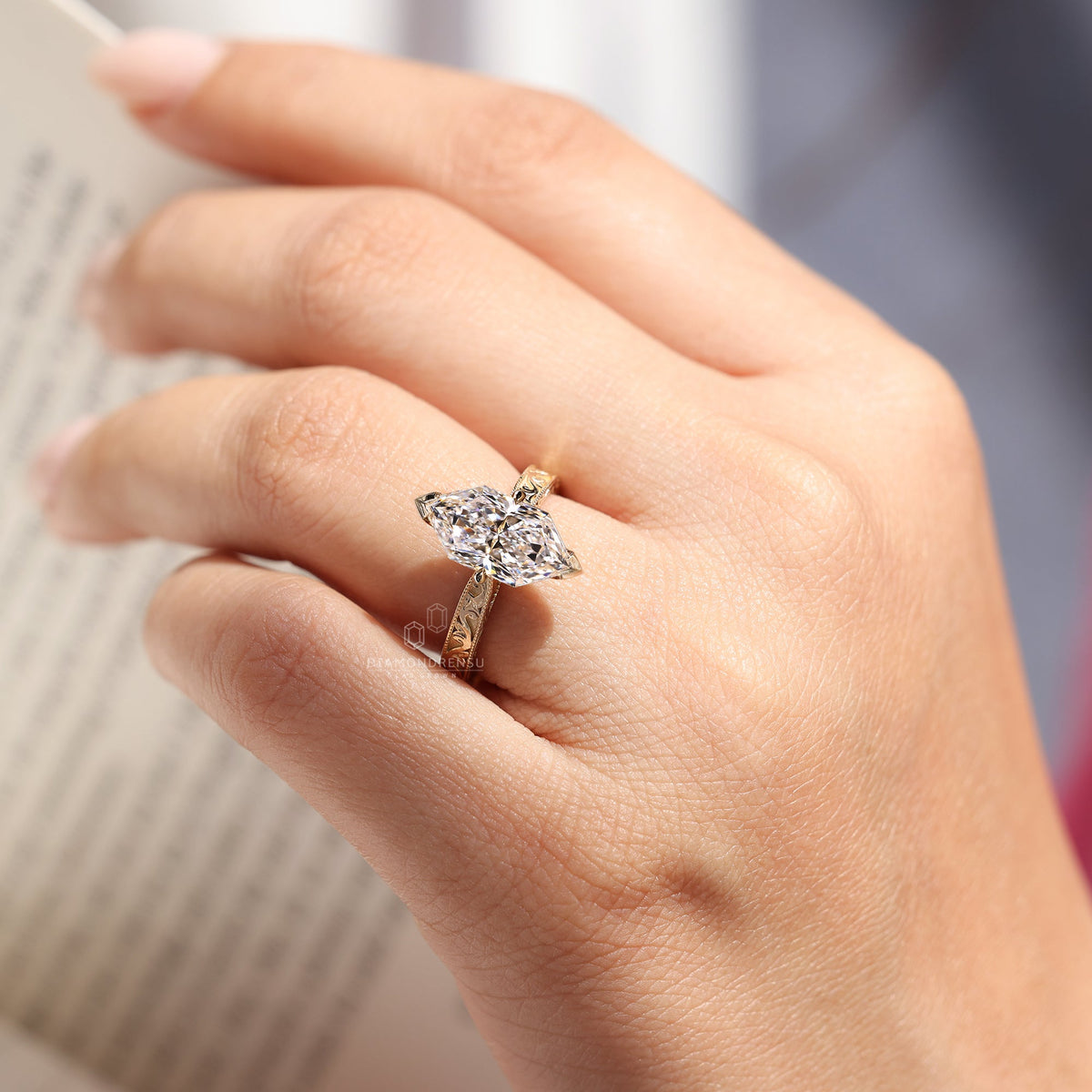 Vintage Art Deco Dutch Marquise Ring