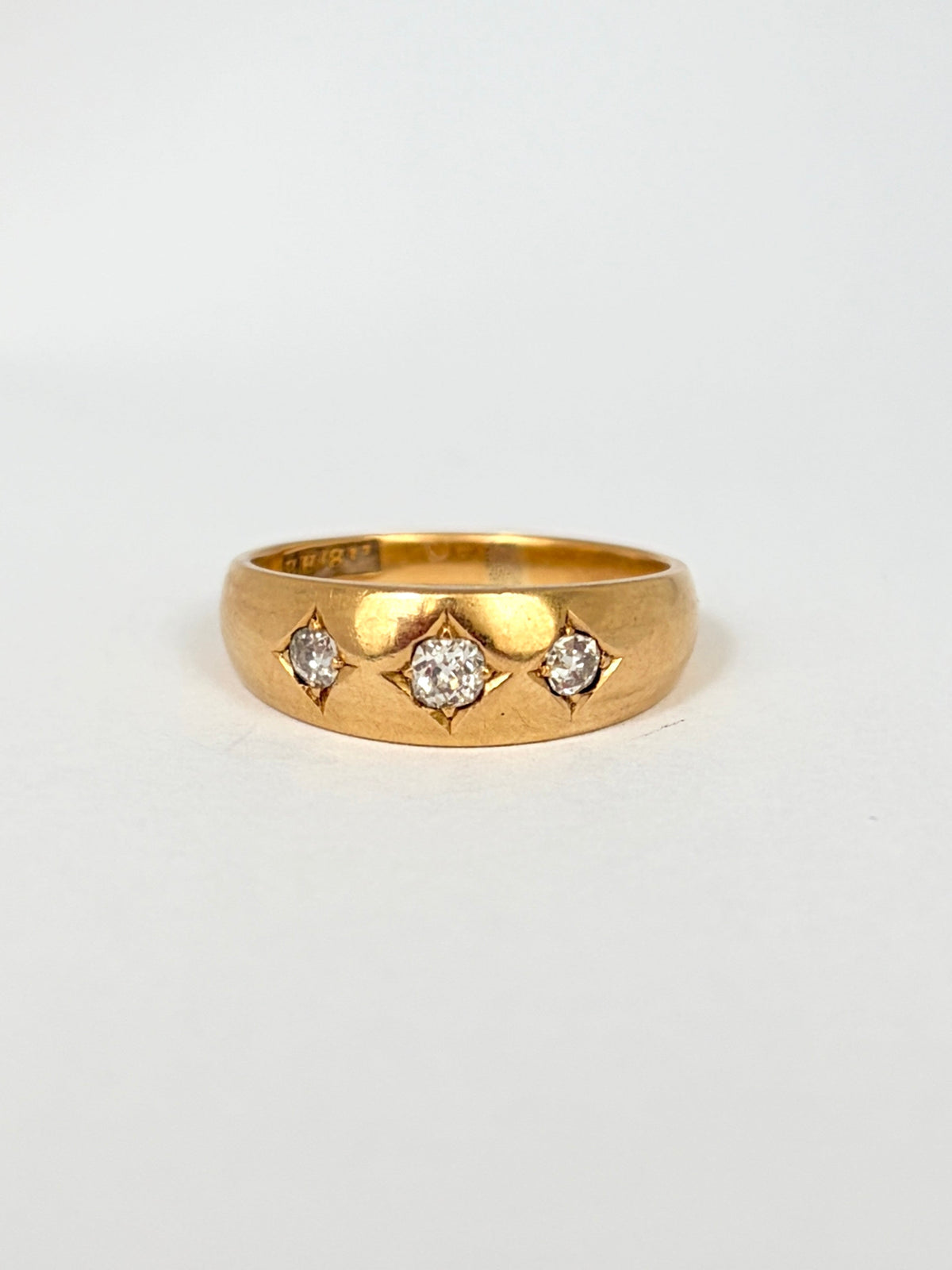 18ct Gold, Victorian, Diamond Gypsy Ring, Hallmarked for 18ct Gold, 4.06g