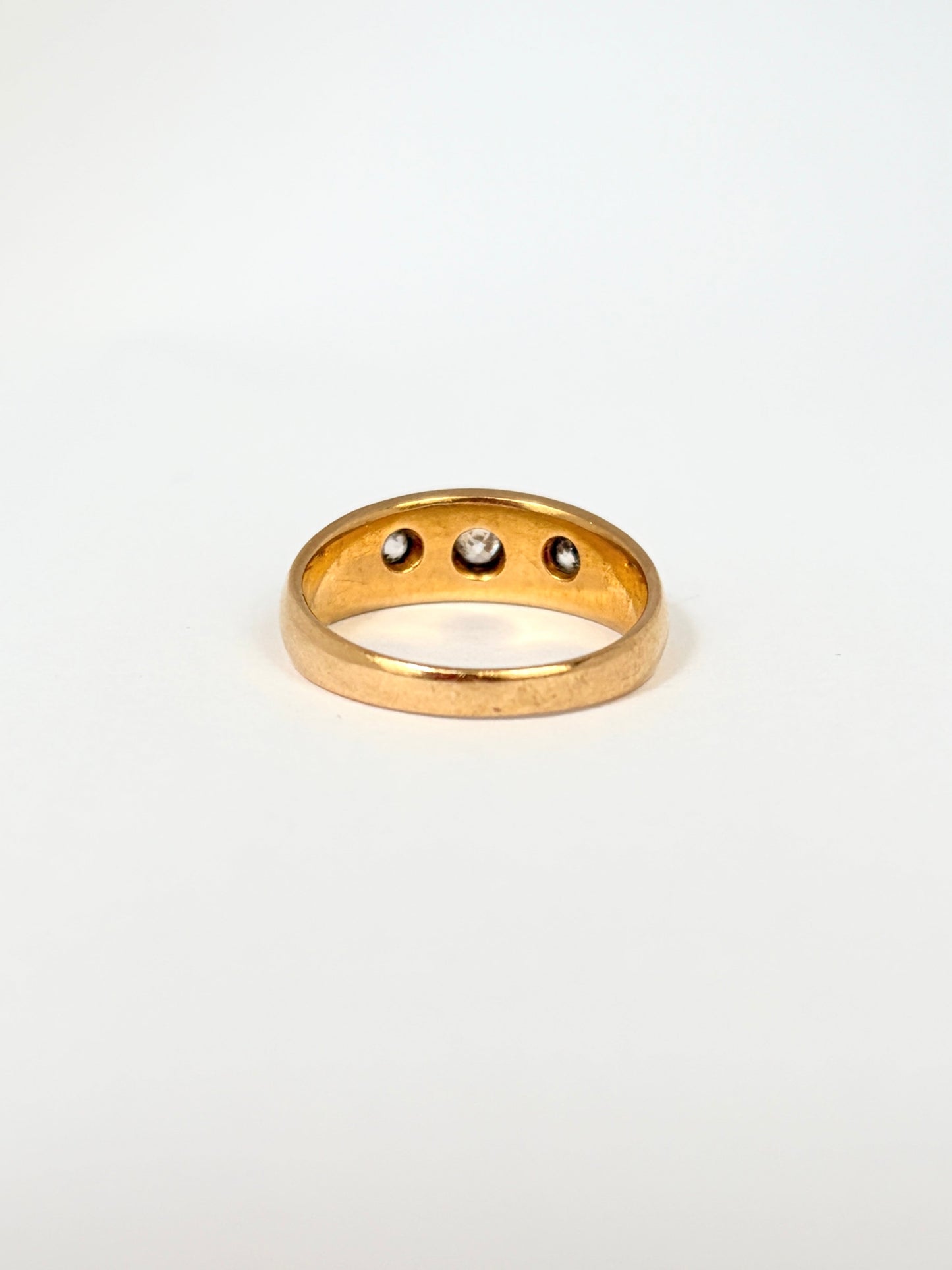 18ct Gold, Victorian, Diamond Gypsy Ring, Hallmarked for 18ct Gold, 4.06g